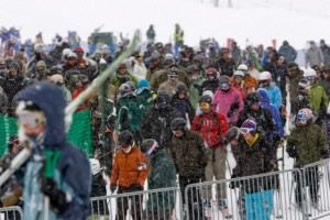Amazed by the mayhem in the maze: dissecting the finer points of lift-line etiquette 