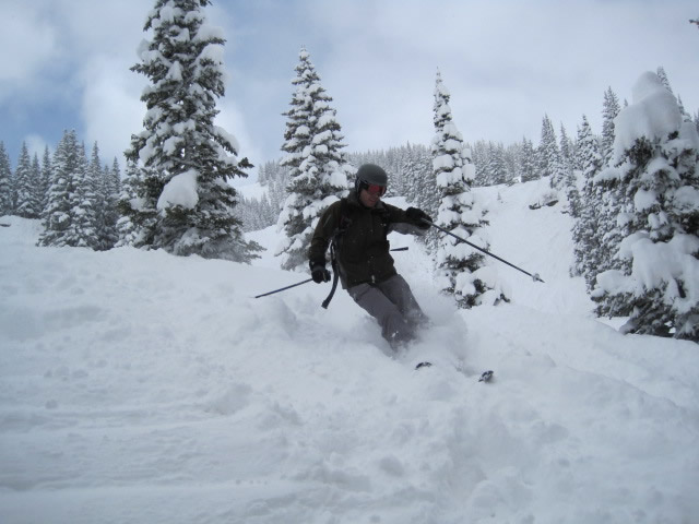 Vail heads into warm weekend before another shot of snow moves in Monday night